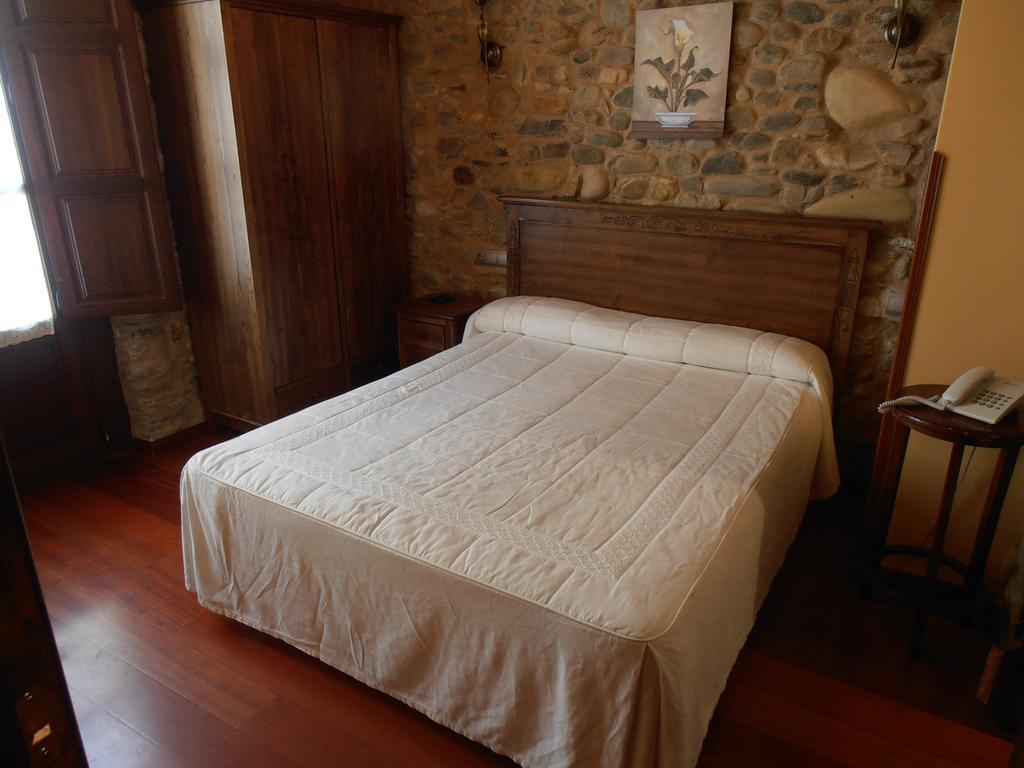 Hostal Virgen De La Encina Ponferrada Oda fotoğraf